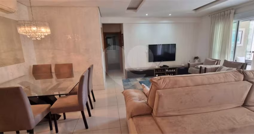 Apartamento totalmente Mobiliado na Região Santa Terezinha Imperdível,, com 3 suítes, 3 vagas de gar