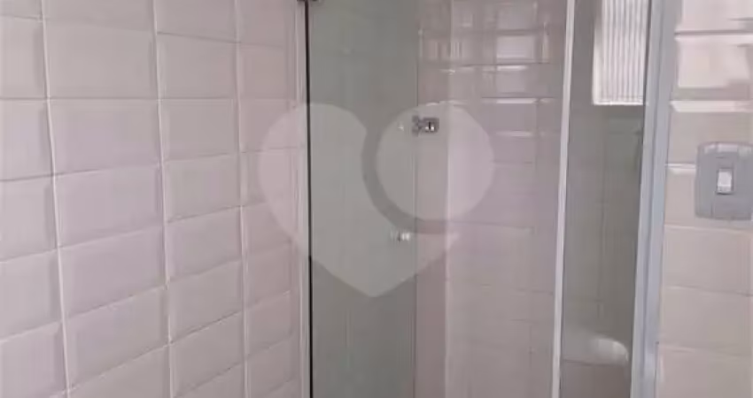 Apartamento amplo com lazer completo à venda no Tremembé, próximo à Av. Maria Amália e Horto