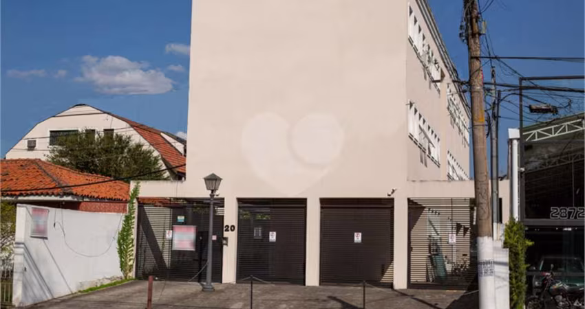 SALA COMERCIAL PRONTA PARA ENTRAR