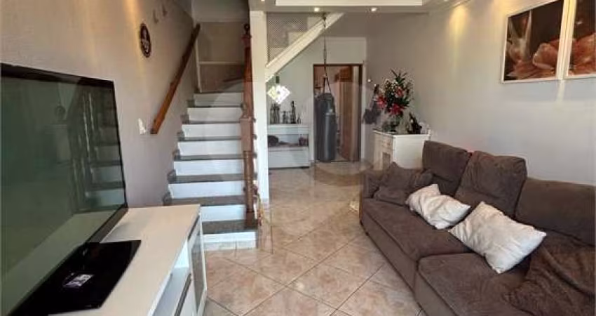 Excelente sobrado, localizado próximo da Av. Imirim 3 dormitórios 1 suíte e 2 vagas