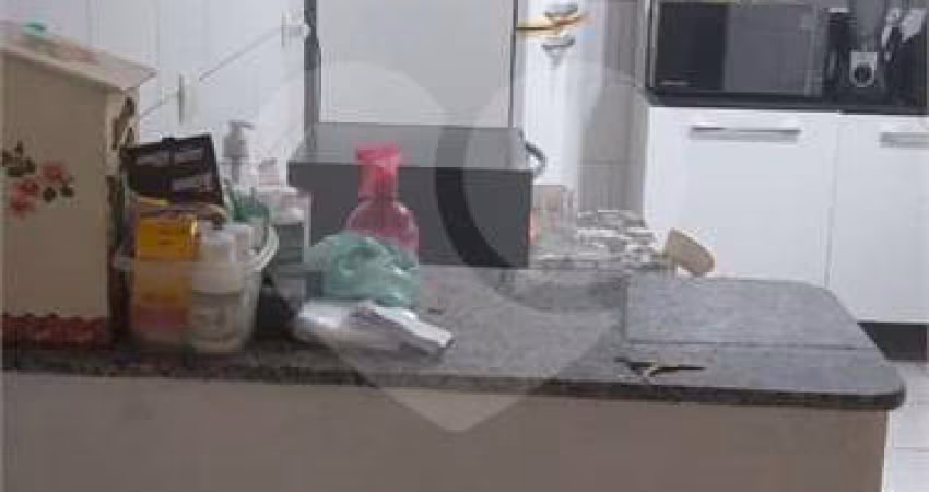 Casa térrea no Tremembé com 3 dormitórios.
