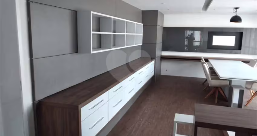 Sala comercial para alugar na Avenida Marquês de São Vicente, Barra Funda, São Paulo