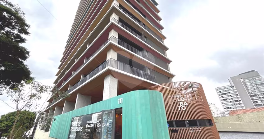 Studio Novo e entregue com Jardim na melhor Vista Panorâmica de SP a 350 metros da estação de Metro Vila Madalena