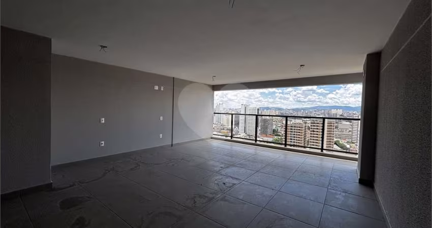 Apartamento com varanda gourmet com 3 suítes, 2 vagas na Vila Romana