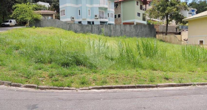 Terreno no Condomínio Jardim Itatinga - para sua residência de Alto Padrão.