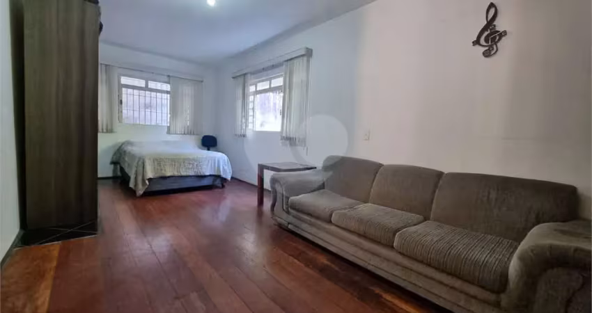 Casa com 3 quartos à venda na Rua Severino Coelho, 242, Jardim Virgínia Bianca, São Paulo