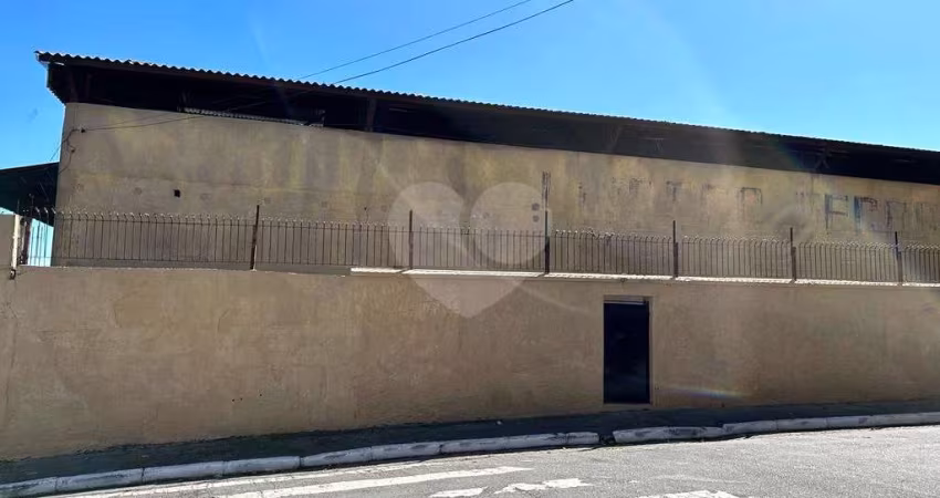 Galpão em excelente condições na Vila Mesquita