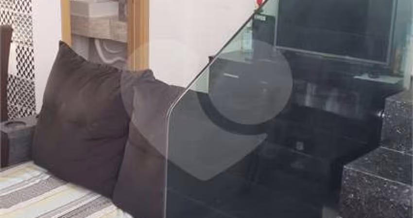 Casa em condomínio fechado na Praia Grande - Bairro Caiçara