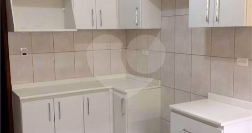 Sobrado de 3 quartos a venda na Cachoerinha.