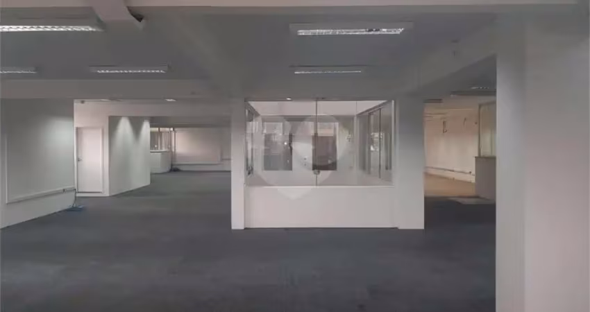 Prédio para alugar na João Batista, Centro, Osasco