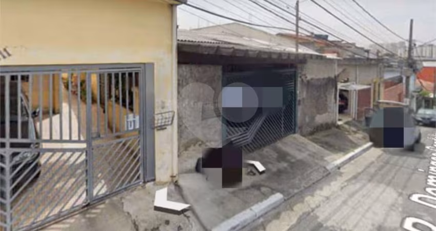 casa tres quartos com duas suites imirim