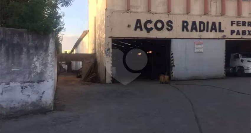 Barracão / Galpão / Depósito à venda na Rua Olívio Guelfi, Cangaíba, São Paulo