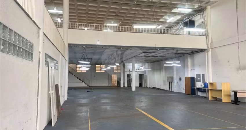 GALPÃO AMPLO COM 1.200 Mts - VÃO LIVRE E MEZANINO - SANTANA