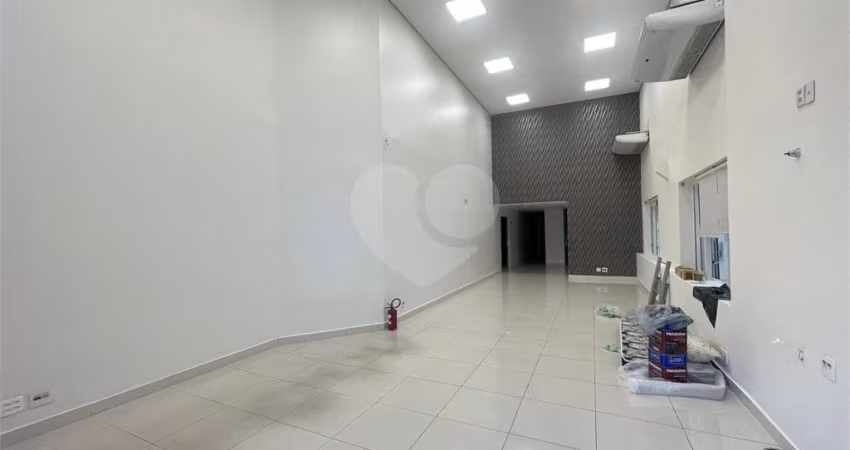 Prédio inteiro para locação em Santana com 3 andares com 860 m2.
