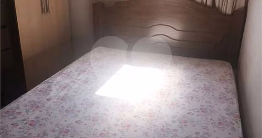 OTIMO APTO DE 2 DORM. E GARAGEM DETERMINADA
