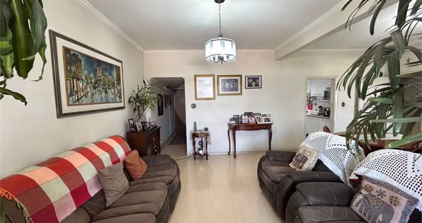 Apartamento de 120 m2 com Portaria 24hs em andar alto