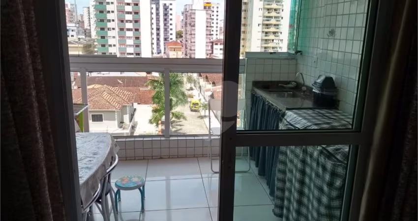 Excelente apartamento mobiliado a 400 metros da praia - Vila Tupi