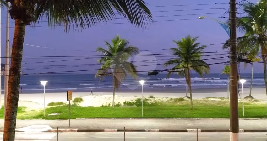Casa  650m2 em frente para o mar - Enseada