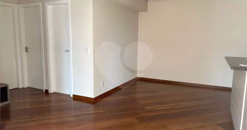 2 Dormitórios, 2 vagas na Vila Suzana