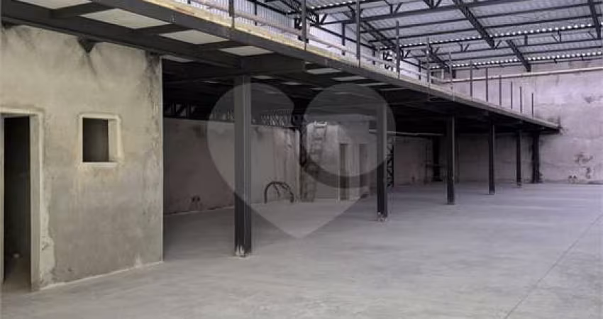 GALPÃO DE 3000M² NO CAMBUCI