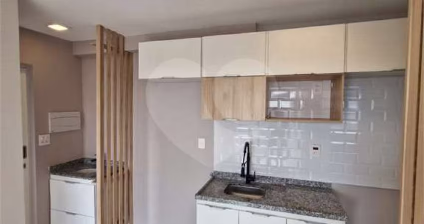 Apartamento para locação - 2 dormitórios e 1 vaga em Santana, São Paulo, SP