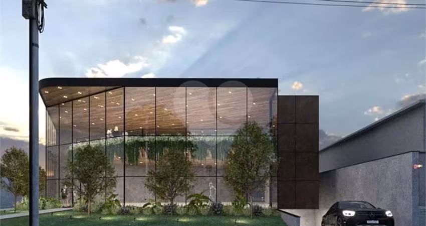 PRÉDIO COMERCIAL NA AV PACAEMBU
