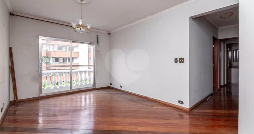 Apartamento - Perdizes - 2 Dormitórios - 85 m² .