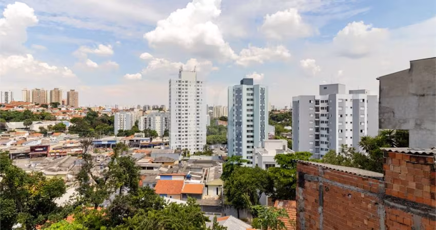 Ótima Oportunidade! Casa antiga com área de terreno 270 metros em Freguesia do Ó