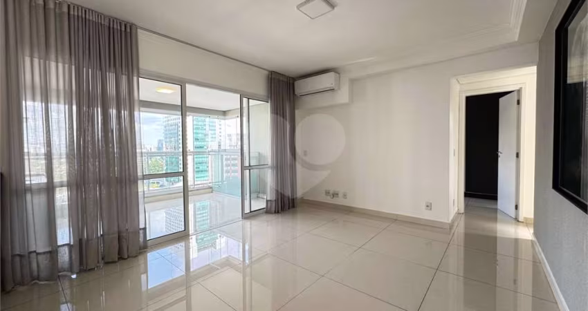 Apartamento à venda em Pinheiros com 3 dormitórios, 1 suíte e 2 vagas – Condomínio Home Design