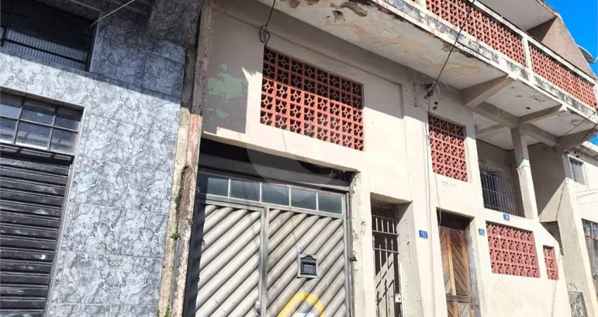Vende-se 3 Casas no Mesmo Terreno 169m² Vila Medeiros