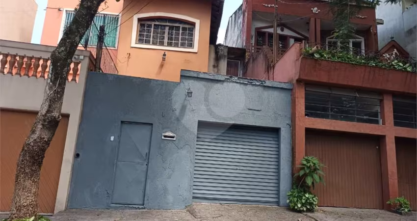Excelente Oportunidade! Sobrado à Venda em Santana – Localização Privilegiada