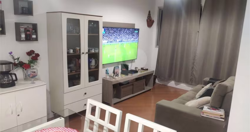 Apartamento a venda no bairro Santa Terezinha