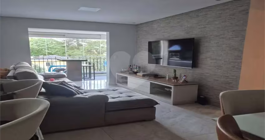 Apartamento com 3 quartos à venda na Professor Pedro Pedreschi, Tremembé, São Paulo