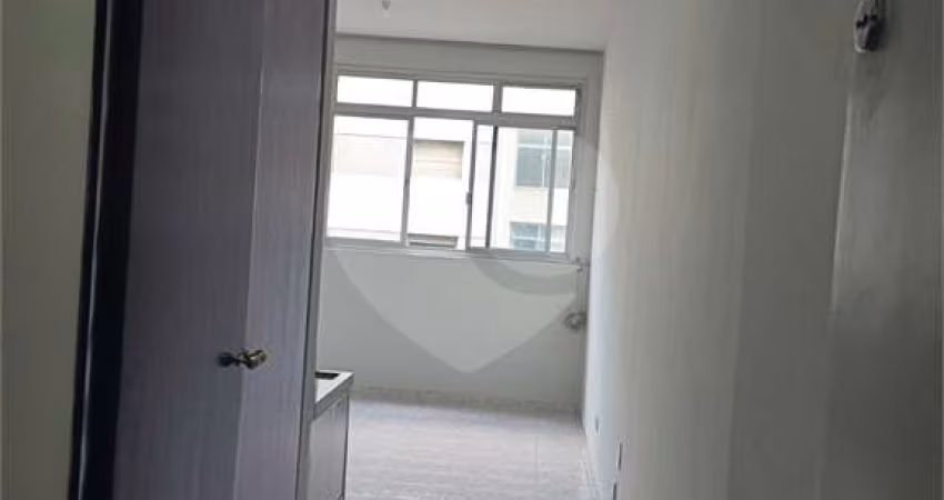 Apartamento-São Paulo-ACLIMAÇÃO | Ref.: REO1075324