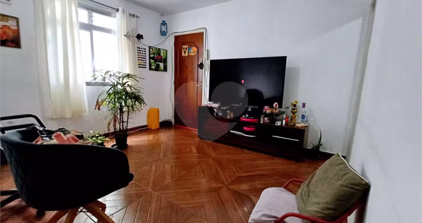Apartamento à Venda - 2 Dormitórios - Vila Guilherme - SP