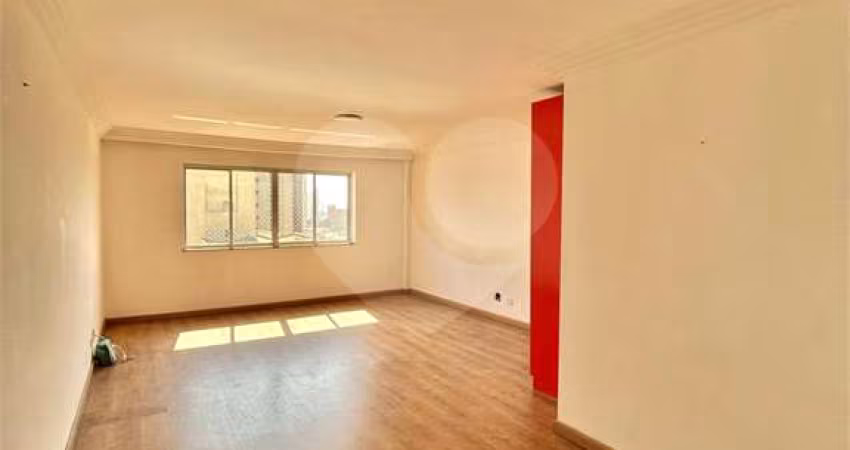 Apartamento na saúde, 3 dormitórios 1 suíte e 2 vagas
