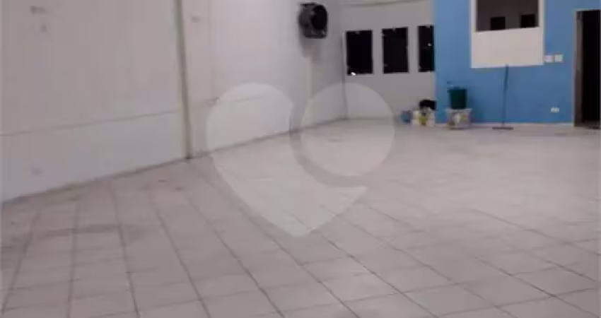 Casa com 3 quartos à venda na Alfredo Sturlini, Centro, Osasco