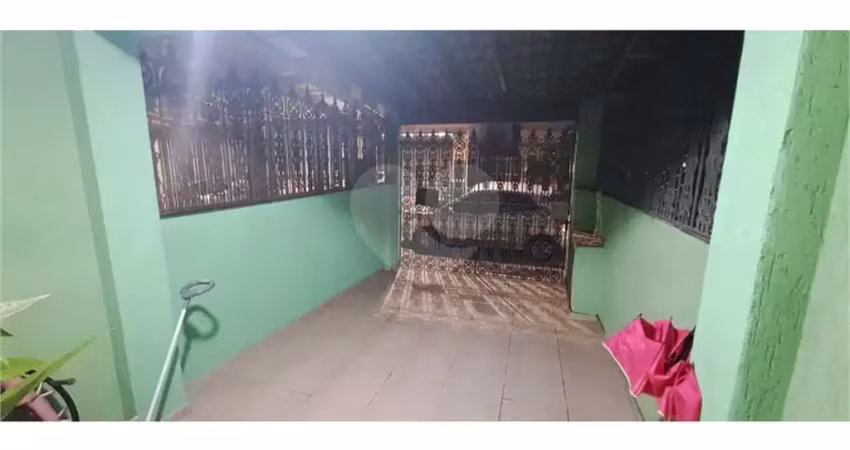 Casa com 2 quartos à venda na Rua Siqueira Afonso, Pari, São Paulo