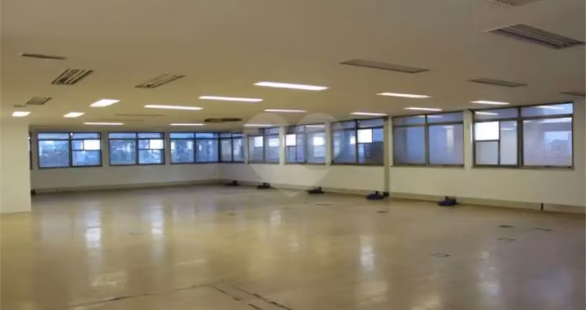 Sala comercial à venda na Rua Eugênio de Medeiros, Pinheiros, São Paulo