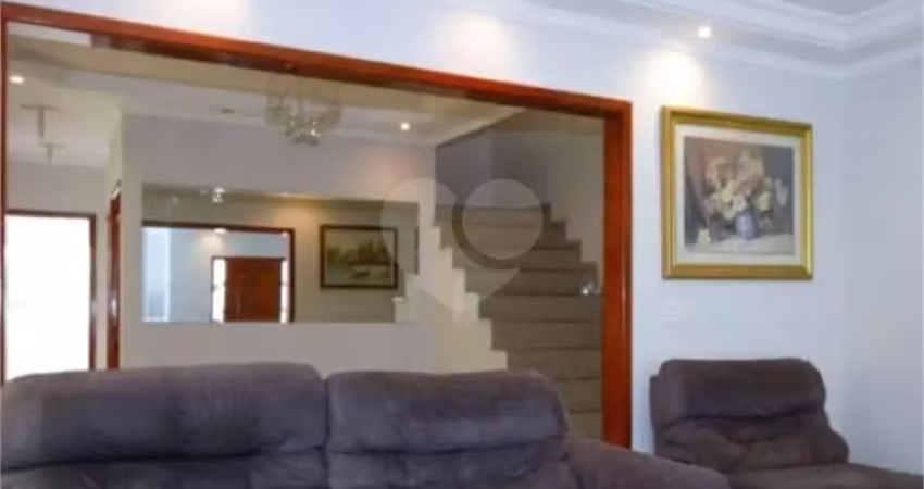 Sobrado com 3 quartos à venda ou para locação em chora menino - sp