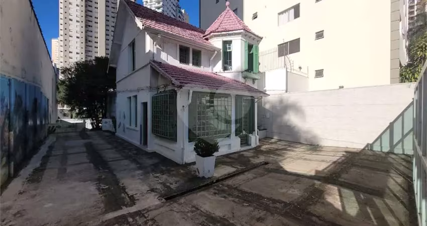 Casa à venda na Rua Augusto Tolle, Santana, São Paulo