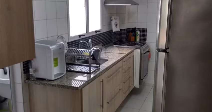 Lindo Apartamento na Rua Carlos Weber – Oportunidade Imperdível!