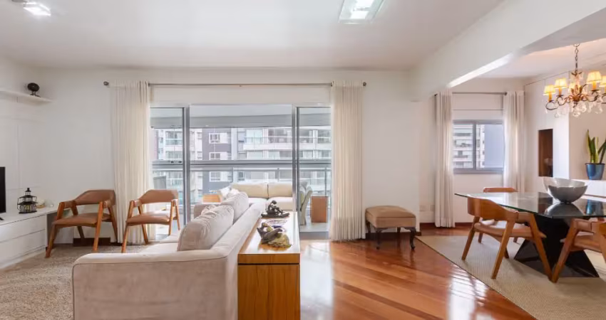 Apartamento na rua dr. tomas carvalhal, de frente, andar alto, 3 suítes, lazer e portaria 24 horas