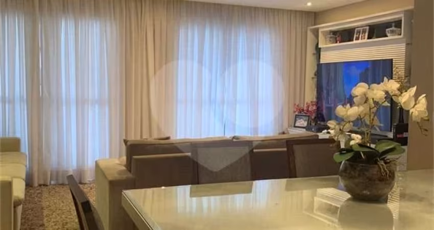 Apartamento à venda em Santana