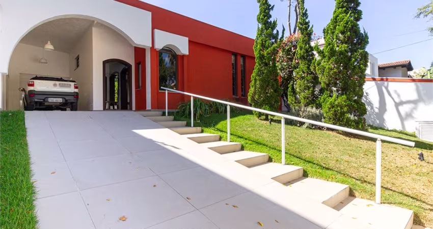 CASA À VENDA NO ALTO DE PINHEIROS