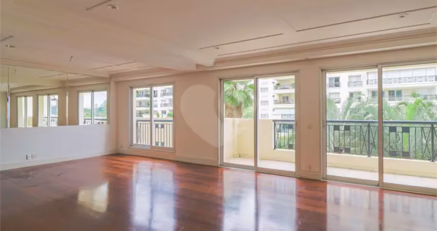 Apartamento à venda no alto de pinheiros - próximo ao colégio santa cruz