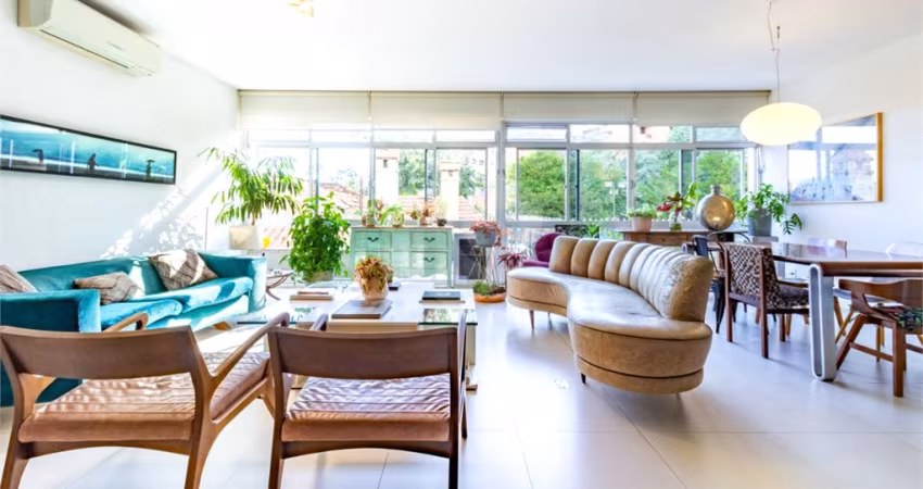 Apartamento à venda com 300m² 3 quartos 1 suíte 3 banheiros 1 vaga na Bela Vista.
