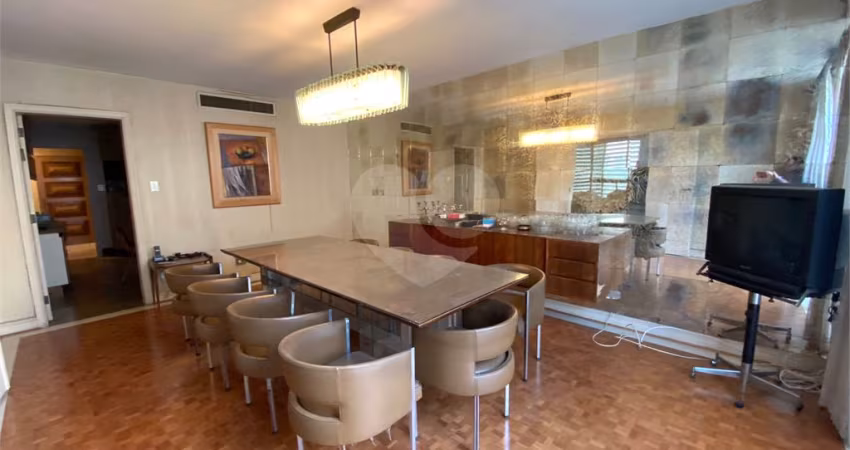 Imóvel 310m² sala ampla 3 quartos e 2 vagas Higienópolis