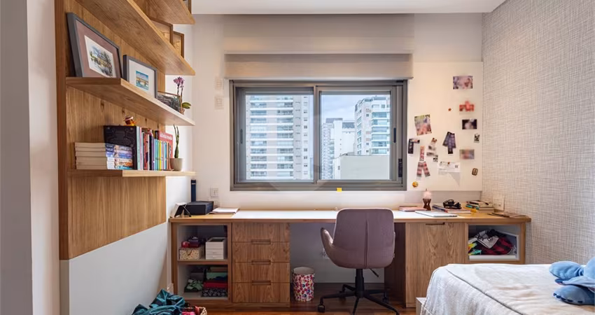 Apartamento Residencial a venda na VILA MADALENA