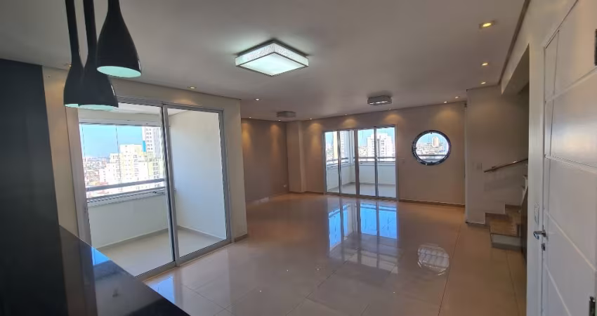 Apartamento duplex na Parada Inglesa